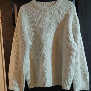 H&M Cream Cable Knit Sweater